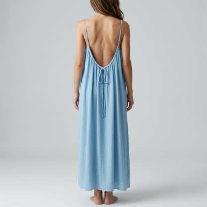 שמלת גב פתוח קלילה ומחמיאה