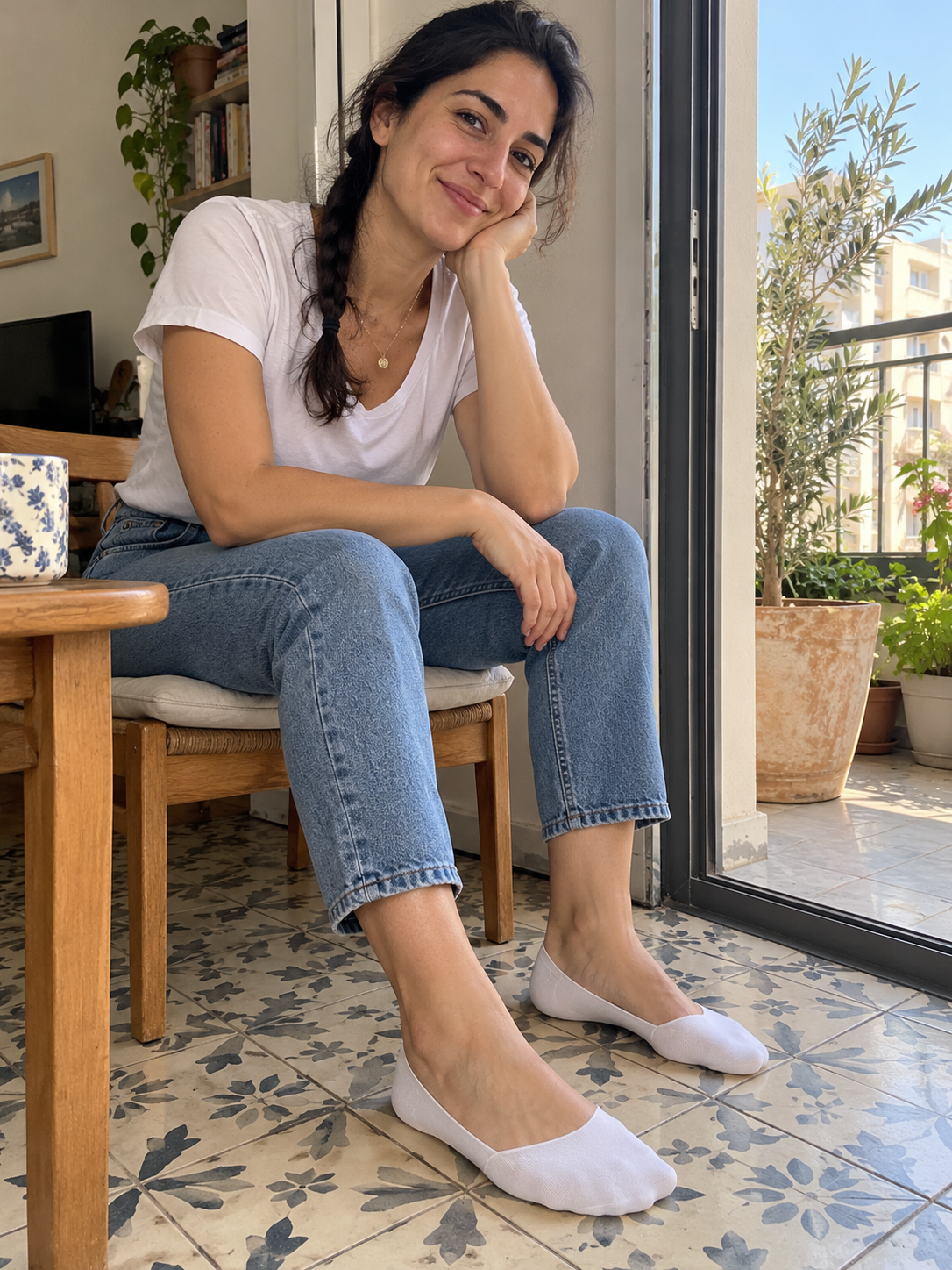 תמונת אווירה להמחשה של גרבי Noara, לא צילום של כותב הביקורת